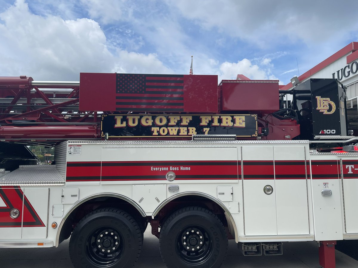ChiefLugoff's tweet photo. Our new rig has arrived! Excited for our department and community. This piece took two years to design and build. A huge thank you to our Board of Commissioners and Pierce Mfg. https://t.co/QJf2xZ1XCV