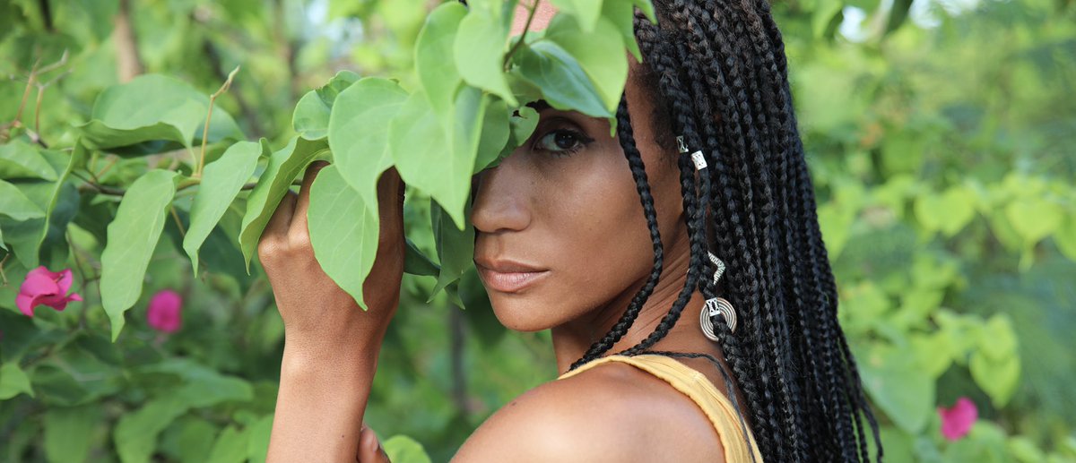 "Caraïbes dort. 
Et rêve encore. 
De ce jour, où toutes ces princesses, ensemble iront, danser au bal" 

- Christophe Monthieux, Caraïbes 🥰
#caraibes #martinique #homesweethome