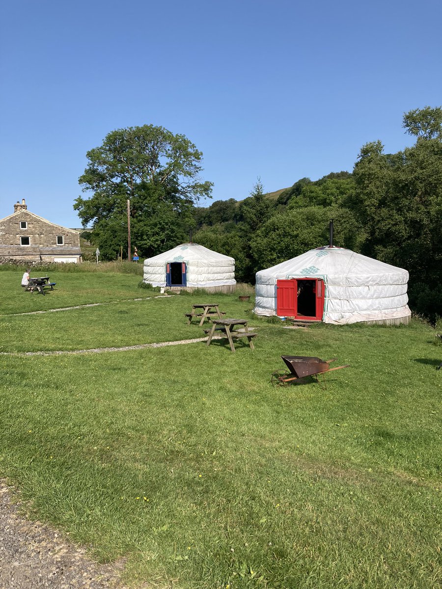 Gail_Howe's tweet image. What a fantastic few glorious days in our Swaledale yurt! #dales #hills #FunAndFriends