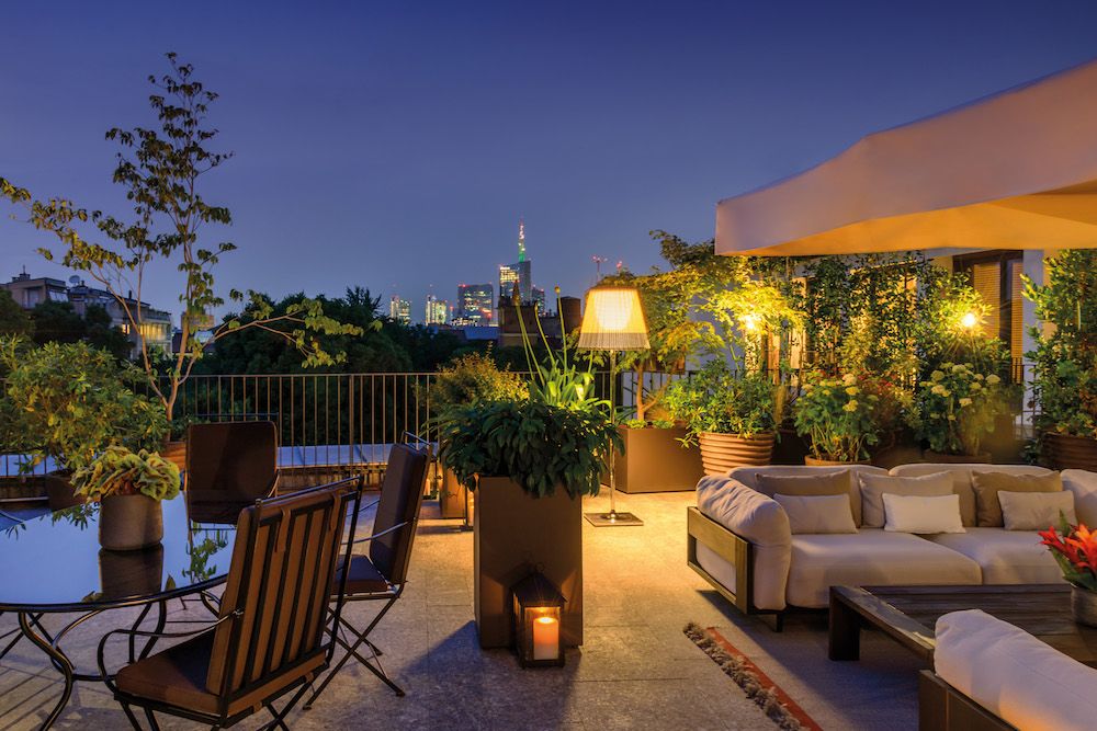 ModusBPCM. (@modusbpcm) on Twitter photo Check out <a href="/HotelDesigns/">Hotel Designs</a>'s new article on <a href="/bulgarihotels/">Bulgari Hotels</a> Milan, which has just unveiled their stunning Bvlgari Suite, curated by Flaviano Capriotti! 🌟🌟
link: buff.ly/3wLQyUk Check out <a href="/HotelDesigns/">Hotel Designs</a>'s new article on <a href="/bulgarihotels/">Bulgari Hotels</a> Milan, which has just unveiled their stunning Bvlgari Suite, curated by Flaviano Capriotti! 🌟🌟
link: buff.ly/3wLQyUk