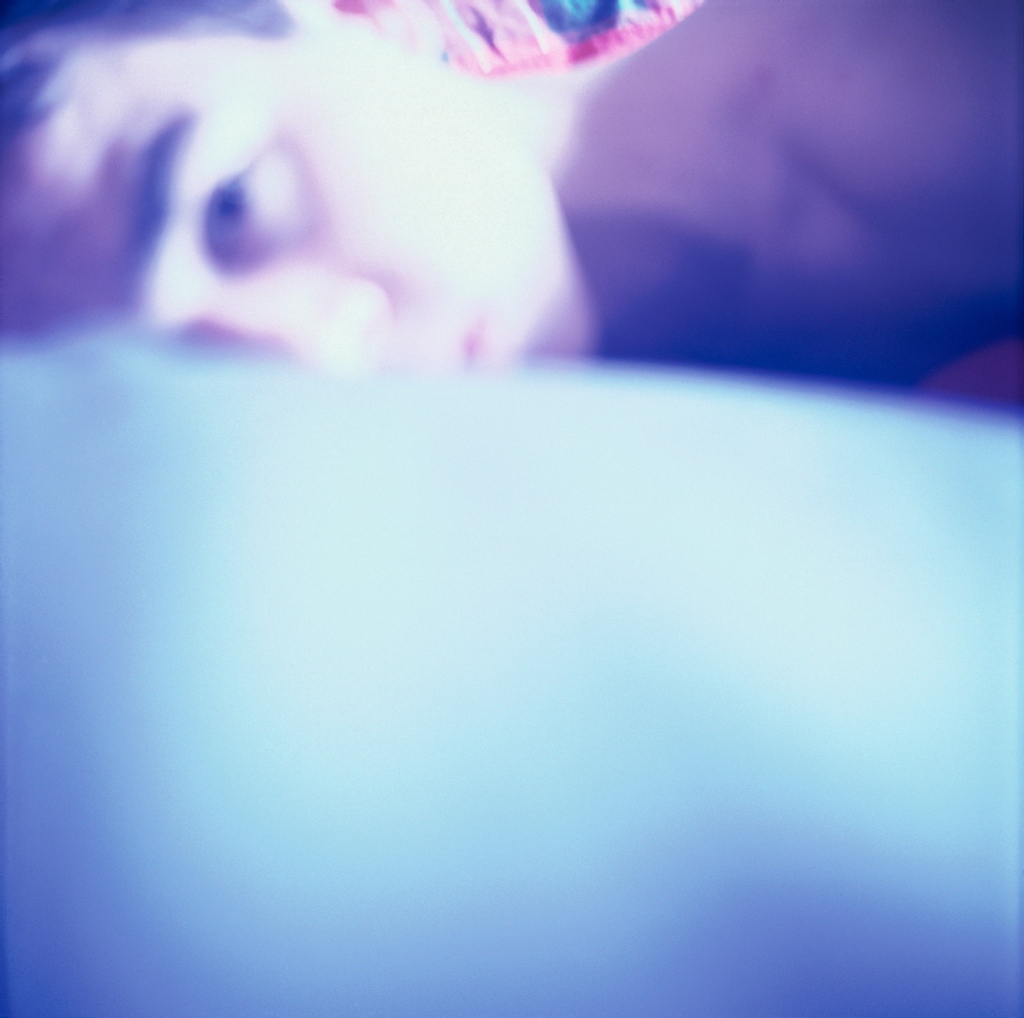 GazelliArtHouse's tweet image. View Giovanni Ozzola's works, including a new #film Addio, at the #gallery from 21 July until 28 August.

Join us for opening night 20 July 6-8pm BST.
⁠⁠⁠
#videoinstallation #contemporaryart #contemporaryartwork #publicart