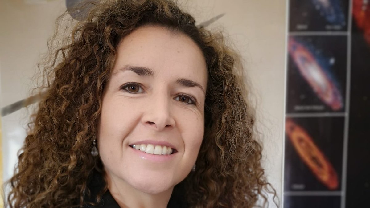 galileoteachers's tweet photo. 📍5 days to #AEACI2021
https://t.co/YBL4FrGKs6
Beatriz González-García @esa_cesar_en will explain how schools and Universities can fruitfully join the various initiatives, and perform hands-on sessions.
@IAC_Astrofisica @nuclio_pt @faulkestel @SchoolsObs @esia_eu @OurSpace_Future https://t.co/hvUH5yPfft
