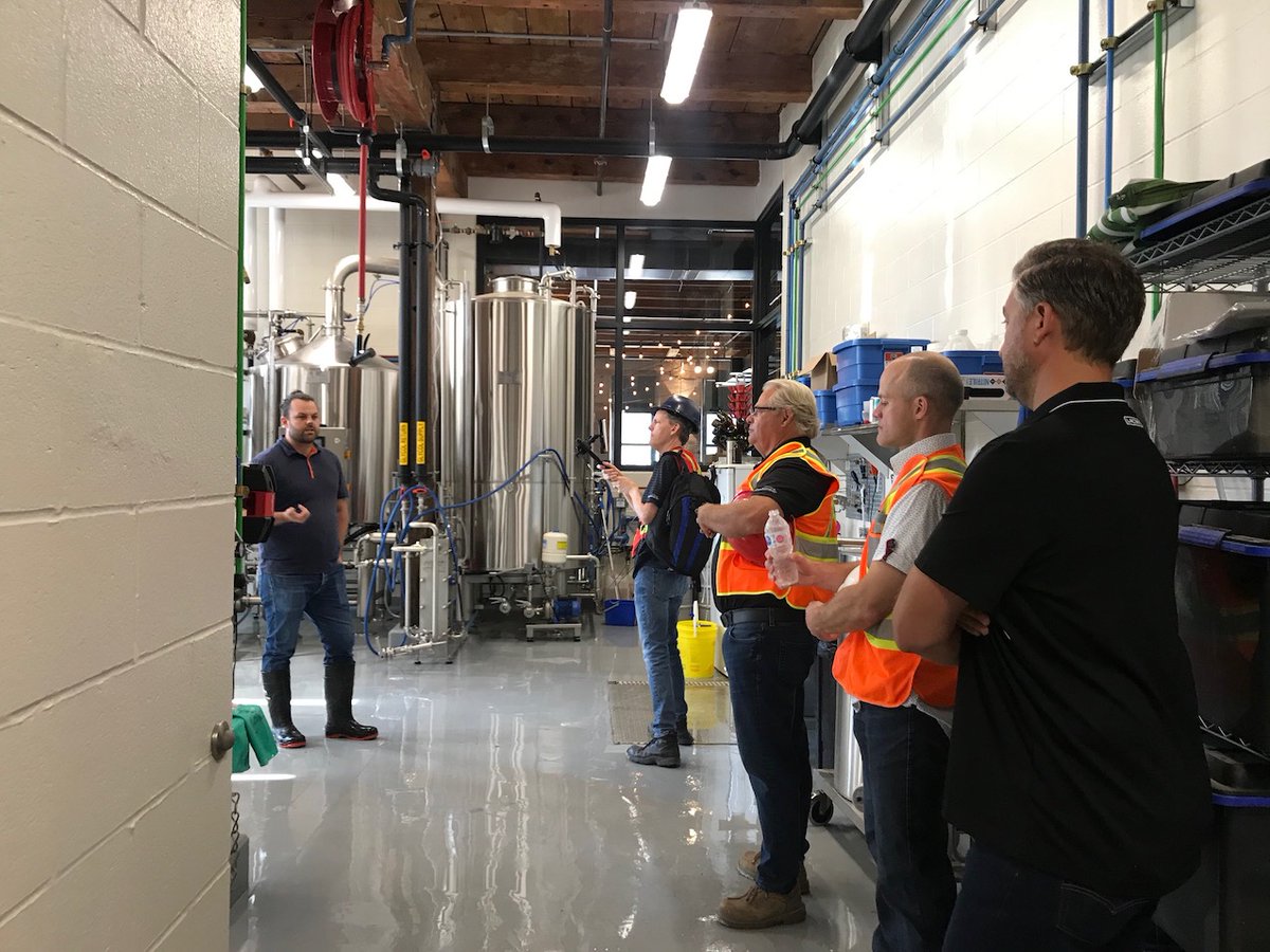 My_Chamber's tweet photo. Great views from the top of the Gaslight Condos at our ‘The View from 20’ Chamber Chat. Thanks #hipdevelopments, @TapestryHall & #FoundryBrewing for giving us an inside look. Join us next Wednesday for another ‘Chat’: https://t.co/UyLnSK7DeP
#gaslightdistrict @cityofcambridge https://t.co/btz0p1qFjv