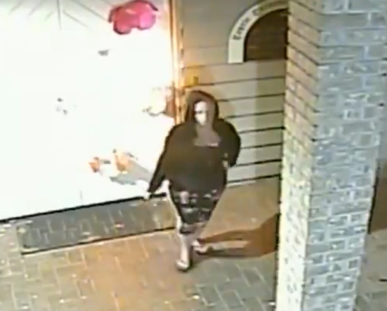 TheRealKeean's tweet photo. @ezralevant You wouldn't be able to tell with the blurring, but that ogre is actually a woman. Thanks CTV for obfuscating the truth and protecting terrorists - real neat. https://t.co/RYHivYnJkd