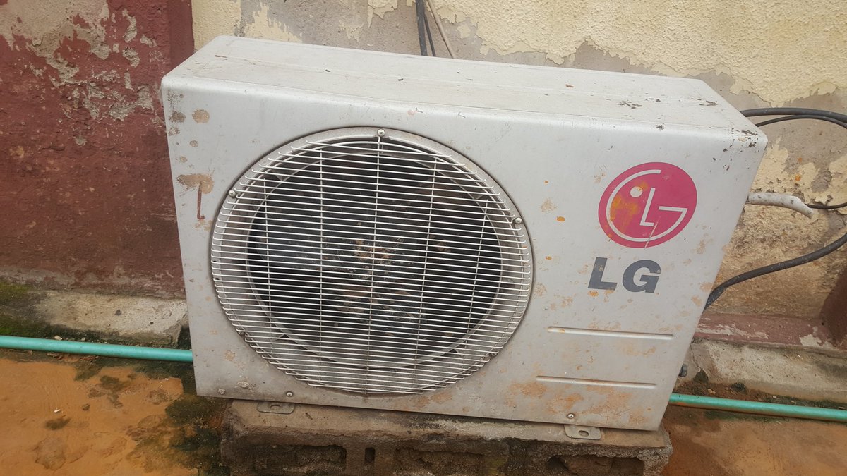Galacticoxy's tweet photo. 1 HP for sale. 
Reason for sale is relocation. 
Fairly used.
40k
08028361671
Location: Maryland/Ojota
@Gistloversblog1 @Gidi_Traffic @TrafficChiefNG https://t.co/JpkAIg0YnZ