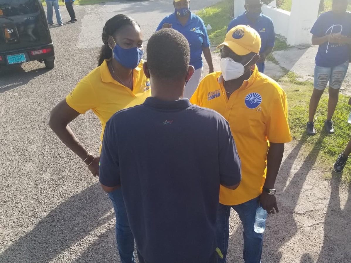 PiaGloverRolle's tweet photo. #JustRoad
Deputy Leader @chestercooper_mp spent some time in the Golden Gates constituency yesterday with me and #TeamGG
The mood on the ground in Golden Gates is PLP… ALL THE WAY!
#PiaforGoldenGates
#PiaforProgress
#Empowerment
#Education
#Enterprise https://t.co/zMsTiYvKHZ