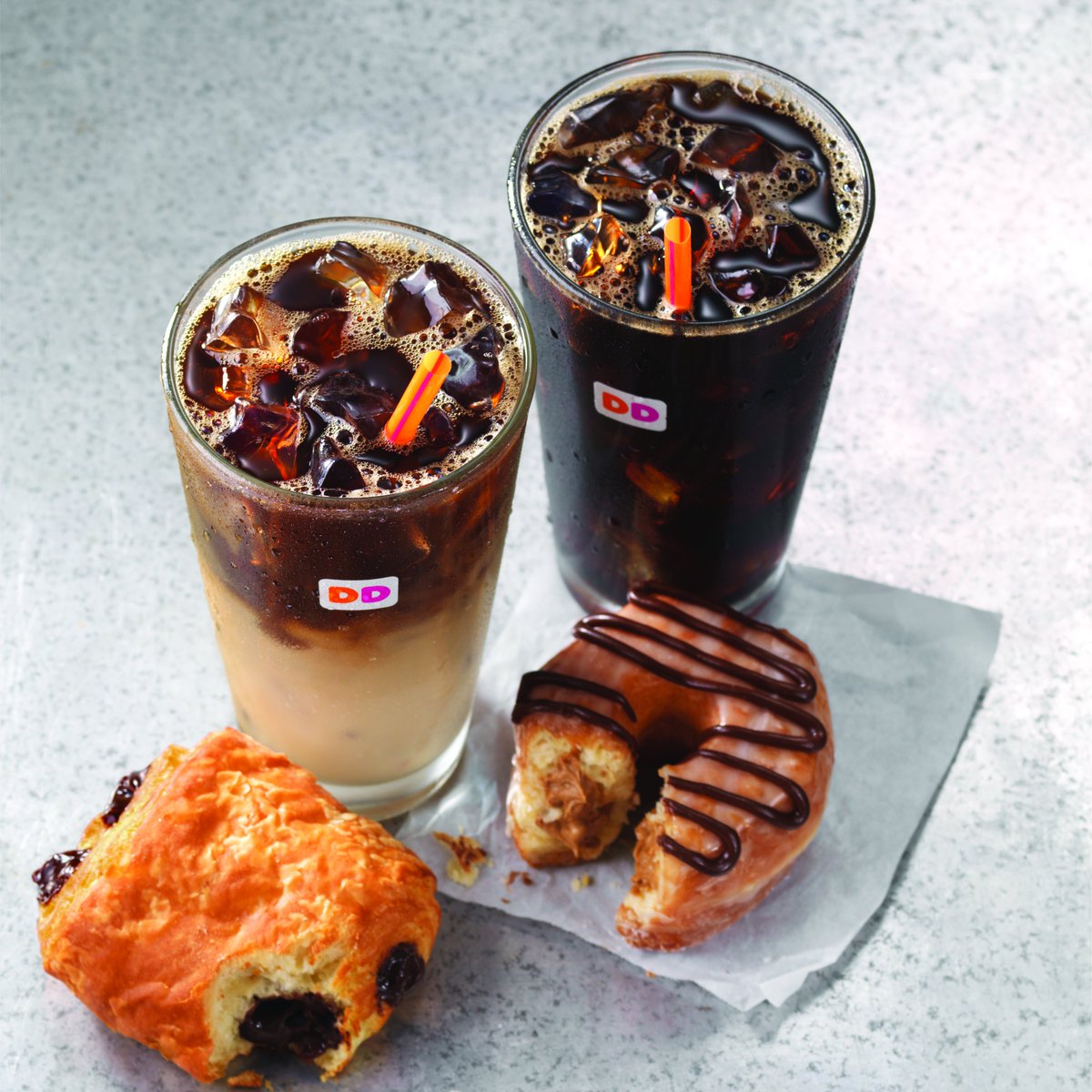 TulaneDining's tweet photo. 🍩☕️ Tulane Dining is proud to announce our newest addition to the LBC Food Court: Dunkin’. Dunkin’ will offer its flagship donuts, bagels, muffins, as well as a wide variety of breakfast sandwiches. We can’t wait for our students, faculty, and staff to be “runnin’ on Dunkin'!”. https://t.co/84JPY7h96e