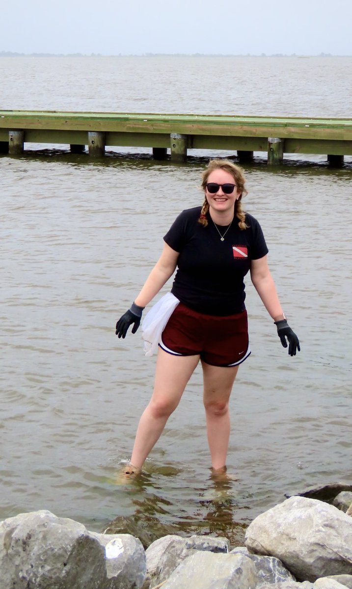 SERCinvasions's tweet image. #MeetAnInvader Darby Pochtar is a @GeorgeMasonU graduate student &amp;amp; visiting researcher this summer at SERC! She’s studying the coevolution of Harris #MudCrabs and #parasitic #barnacles in #ChesBay. For fun, Darby creates unique mixed media art from shells &amp;amp; rocks! 📷: D. Pochtar