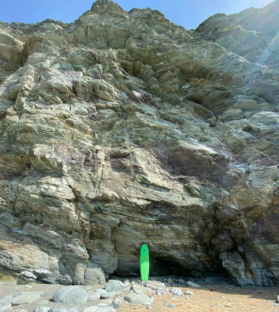 Even the surfboards took a day off and went exploring! 💚😂
.
.

#escapesurfschool #surfer #surfcoach #surfschool #getoutside #surfboard #flatday #surfergirl #surferboy #lovenewquay #surfnewquay #newquaysurf #visitnqy #lovenqy #surfcoaching #newquaylife #cornwall #visitcornwal…