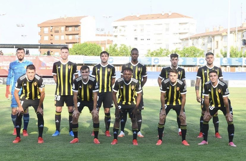 Pablo10cortes's tweet photo. Día inolvidable, muy feliz de poder disputar mi primer partido con el primer equipo. A seguir trabajando para que puedan llegar más oportunidades @RealZaragoza 💙🤍 https://t.co/0rY1Cb72Jg