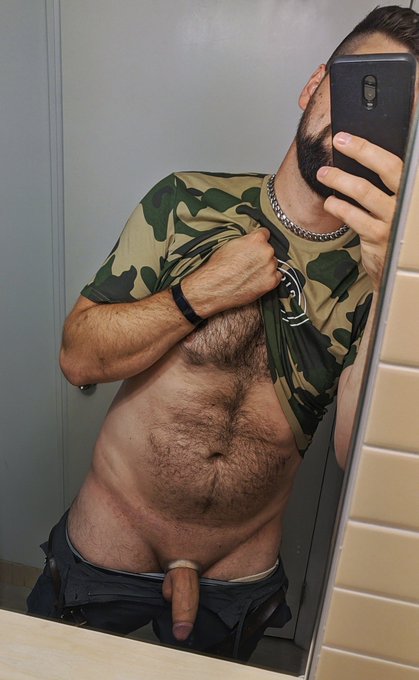 I got a new t-shirt, what do you think? https://t.co/uiZ80T8DsT