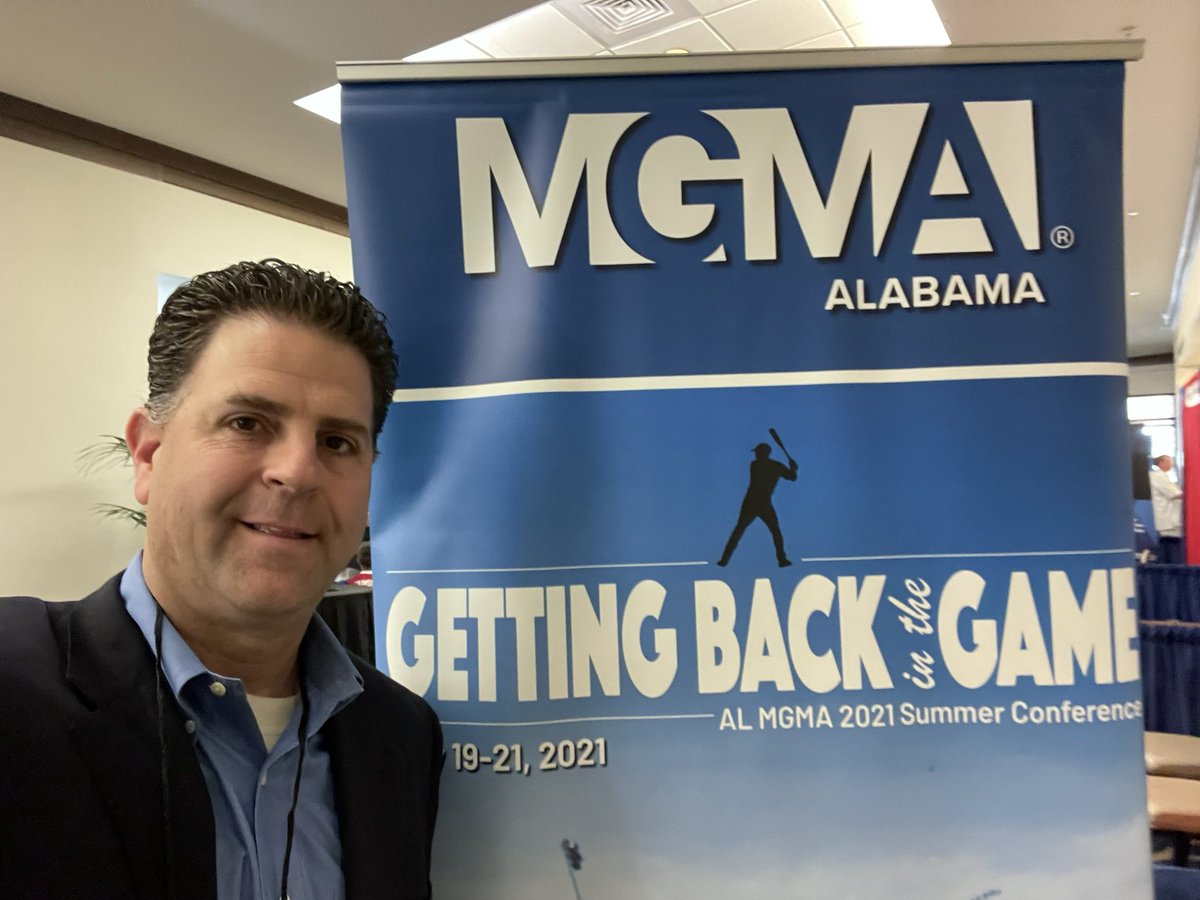 FrontoftheClass's tweet image. First live speaking gig in a long time. It’s good to be sharing my story again. This time in Destin, FL as the closing keynote speaker.