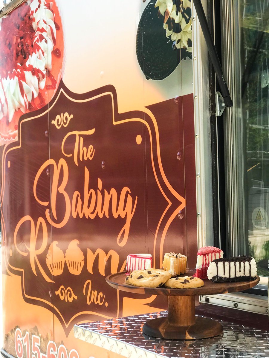 Haven't you heard? Wednesdays are the new Fridays at Broadwest. 

Visit us Wednesdays from 11:30-1:00 pm and enjoy a rotating selection of food trucks on the plaza. See you next week!

#broadwestnashville #broadwestresidences #midtownlifestyle  #foodtrucks #nashvillefoodie