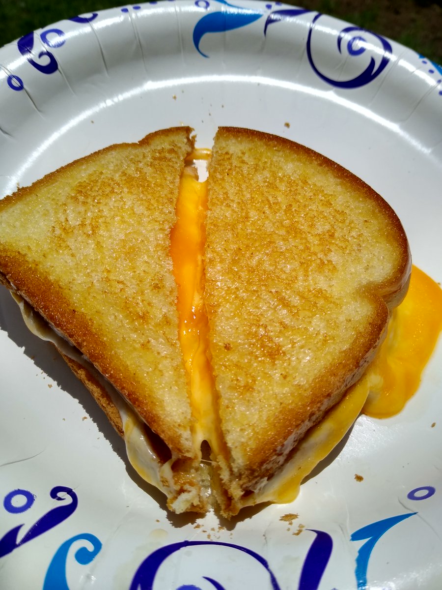 BigGrilled's tweet photo. Craving your next cheesy fix? We'll be at two events this weekend!

FRIDAY, July 23: ALEXAN SUMMIT
1424 Summit Ave.
Fort Worth 76102
5:00 to 8:00 pm

SATURDAY, July 24: Mansfield TX Farmers Market
703 E Broad St.
Mansfield 76063
8:00 am to 12:00 pm

We can't wait to see you! https://t.co/6QyBcrTORI