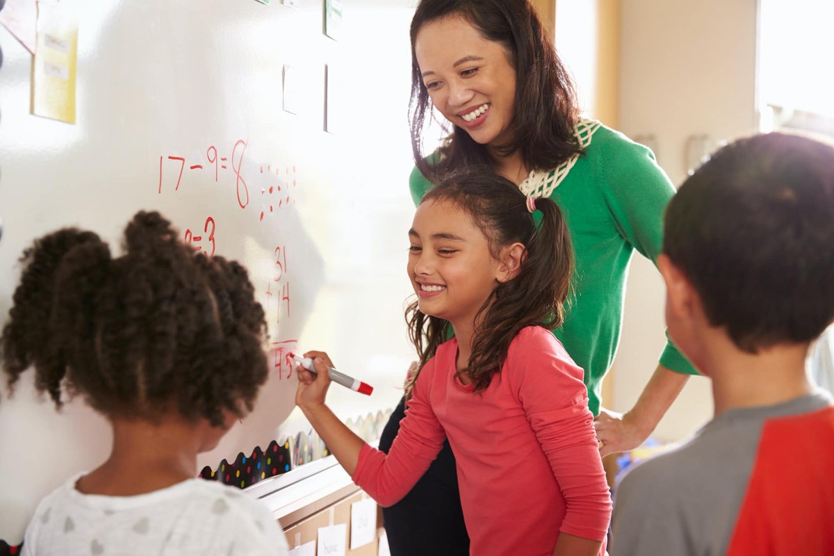 kidsontheyard's tweet photo. 😎 Bring Back Math Confidence 💥 in Your Second Grader

Provides 😎 FUN IDEAS and 🔥 TOOLS that Jump Starts 💥 Math Skills in your 2nd Grader
 
#math, #secondgrade, #playbase, #kidsontheyard, #paranting, #confidence, #backtoschool

https://t.co/9LIWE9tKAV https://t.co/ArKmFoIQuk