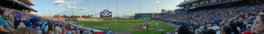 Schwaitzberg's tweet photo. Major League baseball in Buffalo 72° in a perfect night. It doesn't get any better than this https://t.co/6bcauzprhD