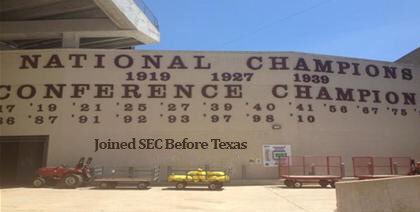 E624XFMWQAYzY-y?format=jpg&name=small