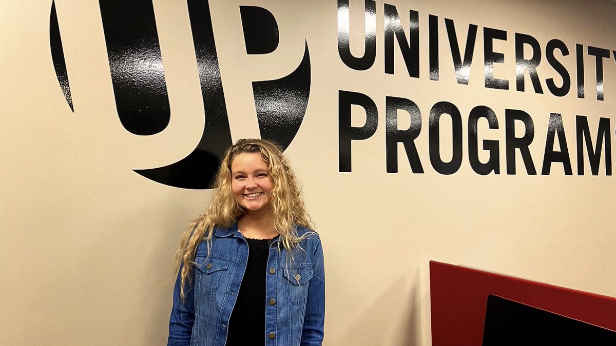 Super busy summer for Kensey McMahon, interning with Swimming World Magazine &amp; University Programs while also posting a trio of top-10 finishes at the USA Olympic Team Trials! 

#HighTideSummer #WhereLegendsAreMade #RollTide