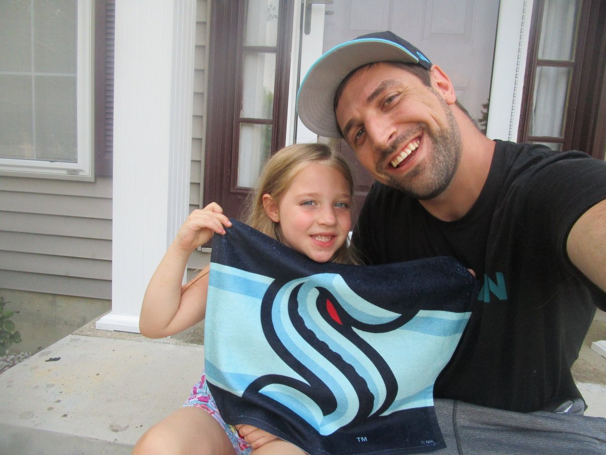 Seahawk12_'s tweet image. We're ready- RELEASE THE KRAKEN🏒🐙🚨 @SeattleKraken #seakraken