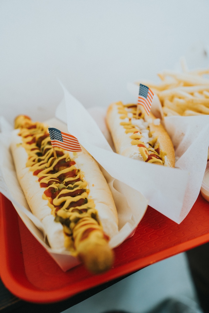 "All I want to do is lie on the beach and eat hotdogs." - quote by Kevin from #TheOffice is our #NationalHotDogDay mood. Hot dogs topped with Vidalia onions that is! 🌭 Is it the weekend yet? 😋