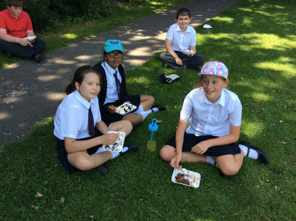 Year 6- Class of 2021 tweet media