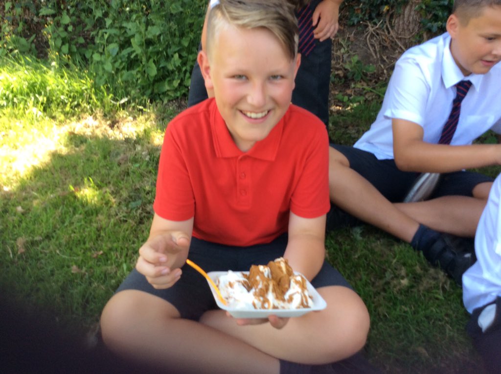 Year 6- Class of 2021 tweet media