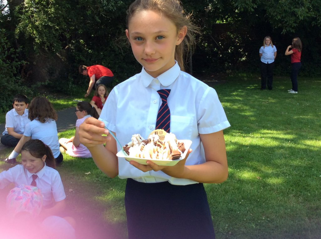 Year 6- Class of 2021 tweet media