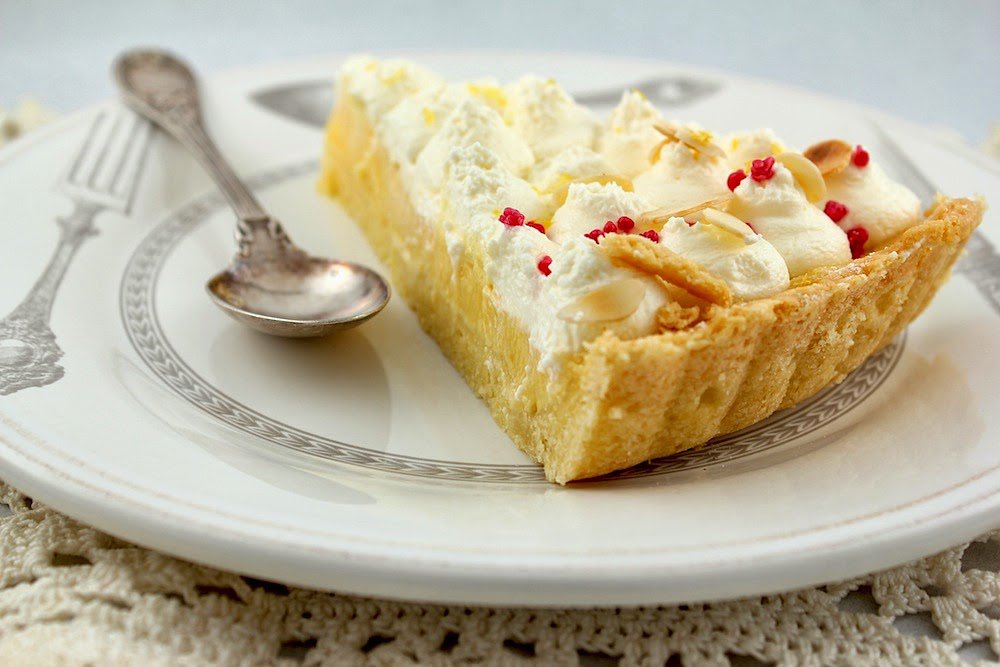 сыр для десертов маскарпоне. что можно приготовить из сыра маскарпоне. сырный торт маскарпоне. корзиночки с маскарпоне. тирамису маскарпоне.