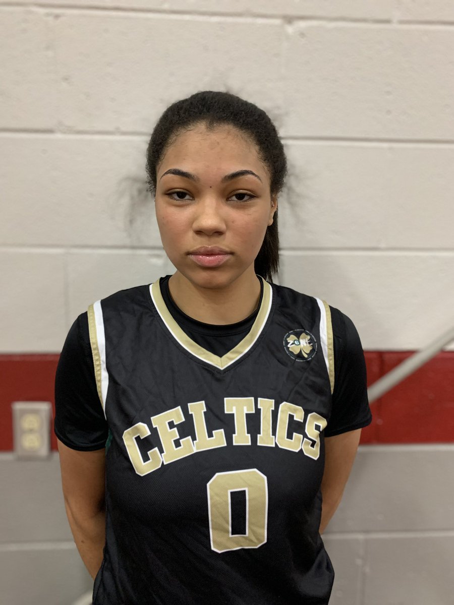 KyleSandy355's tweet photo. F
Zone 6 Celtics Black 71
SLAAM Grate 61
Statement game for 2022 6-3 PF Xaviera Dyer. Expect plenty of offers to come.
@za_curlz 23p 10r 1a 2s 1b (p)
@mcgowan_taniya 14p 4r
Gabbie Grooms 9p 3r 3a
@TheUnguarded30 9p 3r 10a
@Sydney___B 7p 1r 3s 1b
@InsiderExposure @WarGames285 https://t.co/8iVriSyUPS