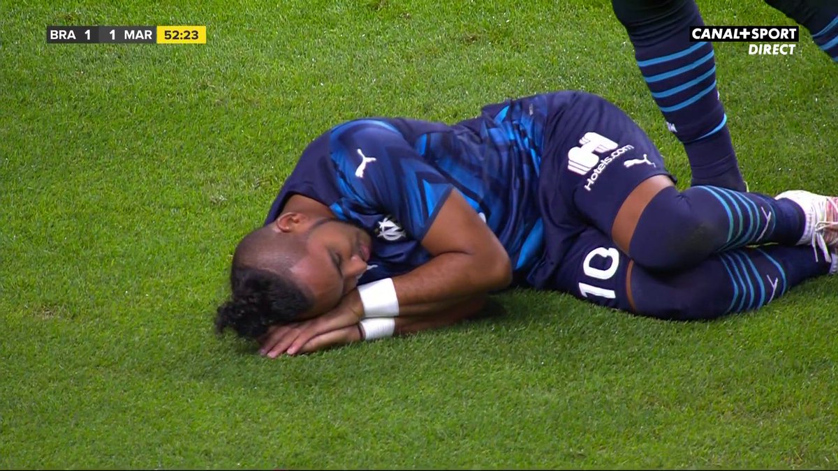 Made_In_0M's tweet image. La célébration de Payet, après le 1-1 :

via @JcYumatumxfta 

#TeamOM #SCBOM