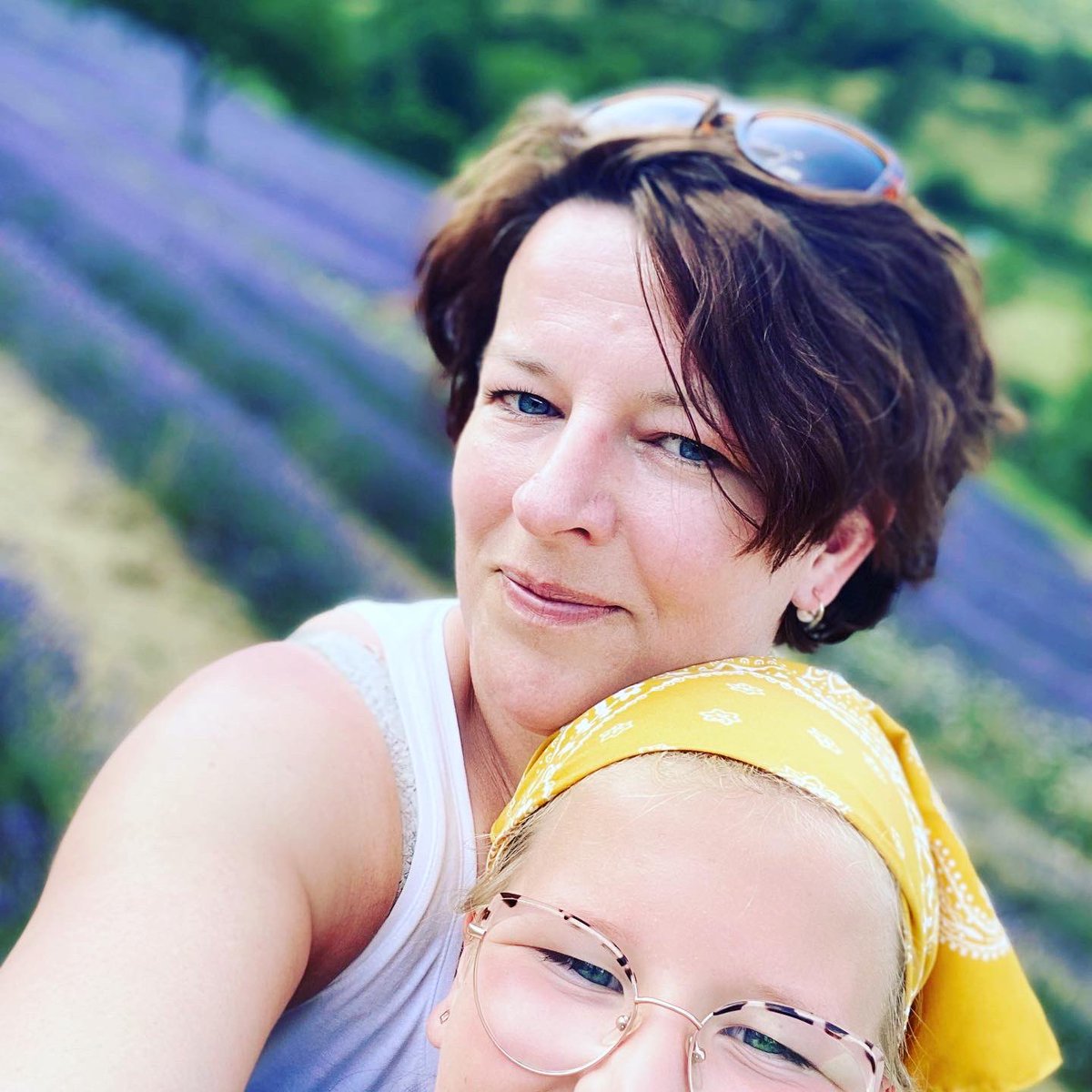 FrederikeHB's tweet photo. Onze vakantie beter voorbereid dan ooit, maar het is het meer dan waard! Volle bak genieten van de rust en de omgeving in de Drôme! #ColduRousset #wandelen #rodelen #lavendel #vakantiemetJanssen @ladrometourisme https://t.co/ugUdg9bvb5
