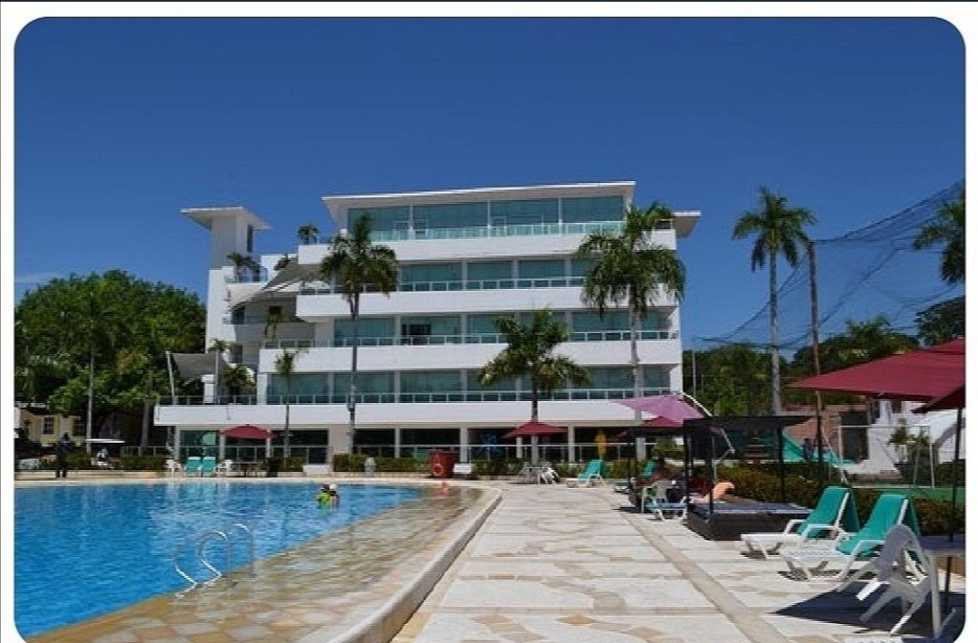 ElCordobs12's tweet photo. @BluRadioCo Breve la solución. Si #CascoTriste hace "Vaky" para dotar a la 1ra línea, entonces también les puede dar hospedaje y comida en su hotel, así funciona el comunismo ó no? https://t.co/hORdpCKKZt