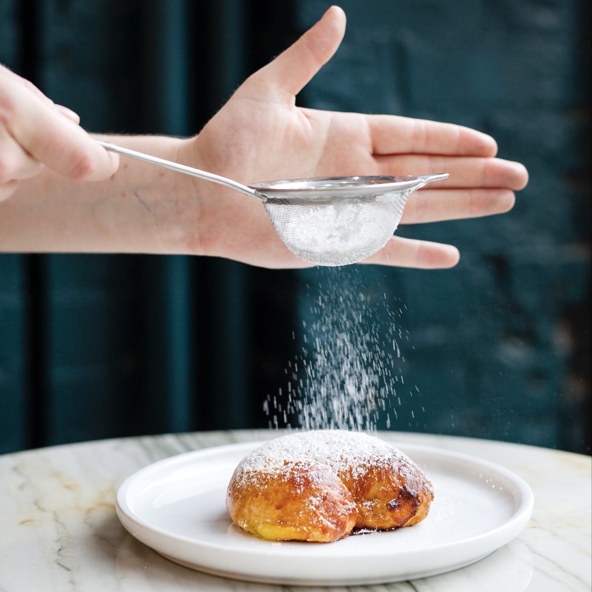 AmexCanada's tweet photo. From bite-sized donuts at @CopsDoughnuts, baked goods at Pasaj to contemporary Pan-Asian dishes at Foxley, let’s go #ShopSmall Toronto! Reply with a local restaurant you’re supporting and find one in your neighbourhood on Amex Maps: https://t.co/89eTMiAlUr https://t.co/puvAaWSfLD
