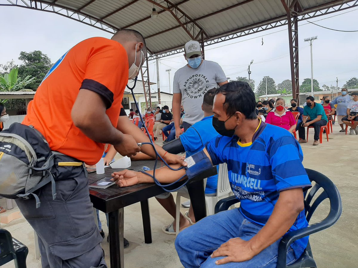 ElProteccion's tweet photo. Protección Civil El Oro  culminamos el  proceso de vacunación, con más de 3 meses que nuestros Voluntarios lo han realizado en el Cantón Santa Rosa, incluyendo a la Isla Jambeli. Hacemos el agradecimiento a la Lcda Jordanka Sosa Coor MSP
#SoyVoluntario 
#proteccioncivilecuador https://t.co/aFKrXbchKF