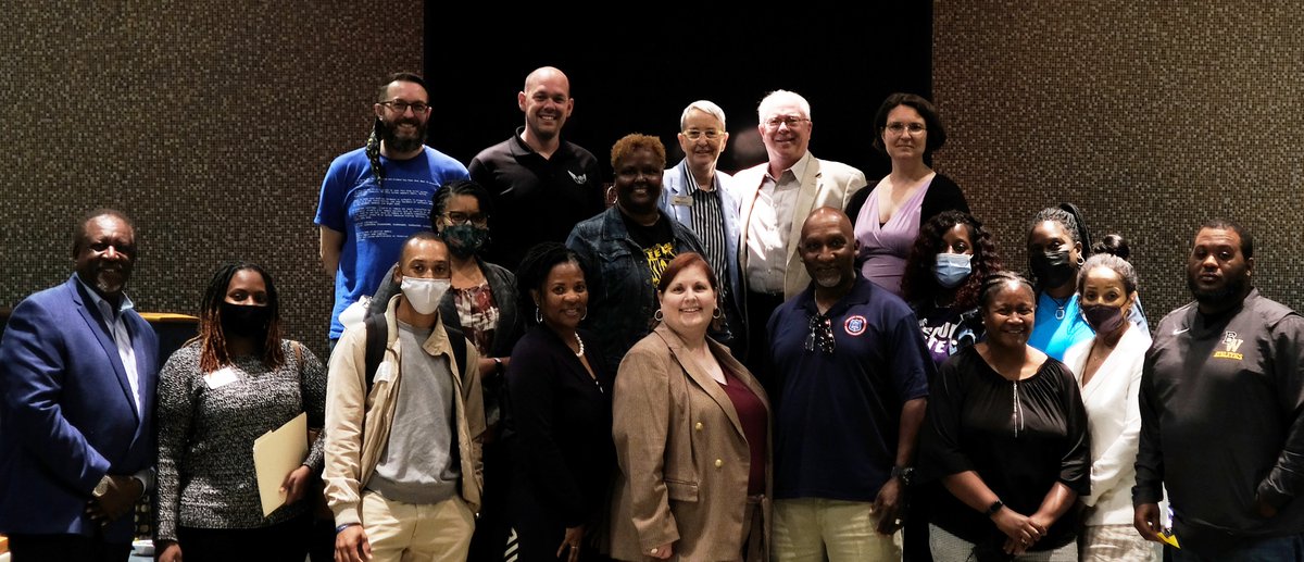 Solve problems, provide connections, forge pathways for our region's tech teachers, school counselors, and admin to develop career and college pathways into IT. <a href="/UMSLCOE/">UMSL College of Education</a> @daughertytweets <a href="/UCity/">UCity magazine</a> Our city, county &amp; region's students deserve the best #riseupSTL