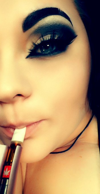 Its 420 somewhere XD my princess ass needs this. #bbw Chubby #stoner Curvy #SugarBabies  i wanna be spoiled<a href="/tag/bbw"class="tags"><span>#bbw</span></a><a href="/tag/stoner"class="tags"><span>#stoner</span></a><a href="/tag/sugarbabies"class="tags"><span>#sugarbabies</span></a>