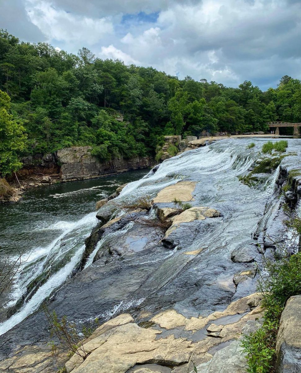 visitnorthal's tweet photo. Love this other side of High Falls shot by our North Alabama Ambassador @southernwayfaring!
For more waterfalls in north Alabama, go to https://t.co/wmRQ7LXDVq.
#visitnorthal #waterfallwednesday #highfallspark https://t.co/FbN9J0c8zD