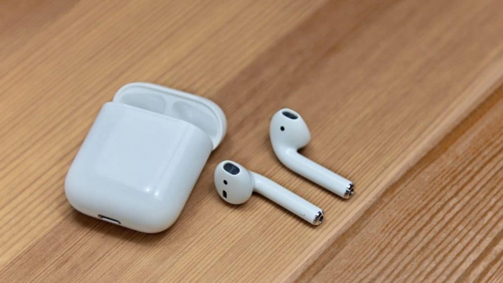 Apple airpods обзоры. Apple airpods 2. оригинальные аирподсы эпл.