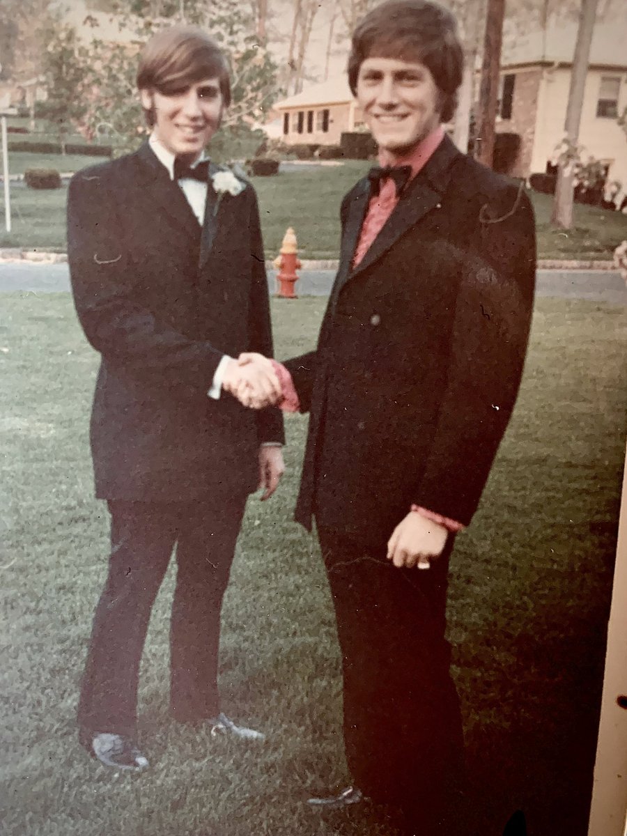 bbbbutz's tweet photo. @hitRECordJoe Prom-#wbutz https://t.co/0QRseL1986