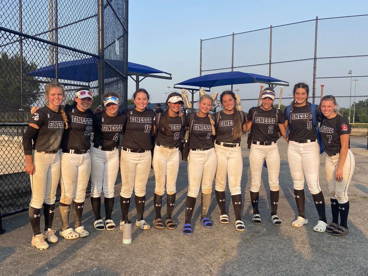Had a fantastic time subbing for <a href="/16uKramer/">Finesse 15U - Kramer</a> in Kansas City these past few days! Thanks for having me I had a blast! Thanks to all the coaches that came and watched us play. <a href="/JoeAbraham1010/">Joe Abraham</a> <a href="/lmcmahon7/">Lance McMahon</a> <a href="/alliebrewster7/">Allie Brewster (Cukrov)</a> <a href="/FinesseOrg/">Finesse Fastpitch</a> <a href="/donnysoftball/">Donny Dreher</a> @FinesseLanglois