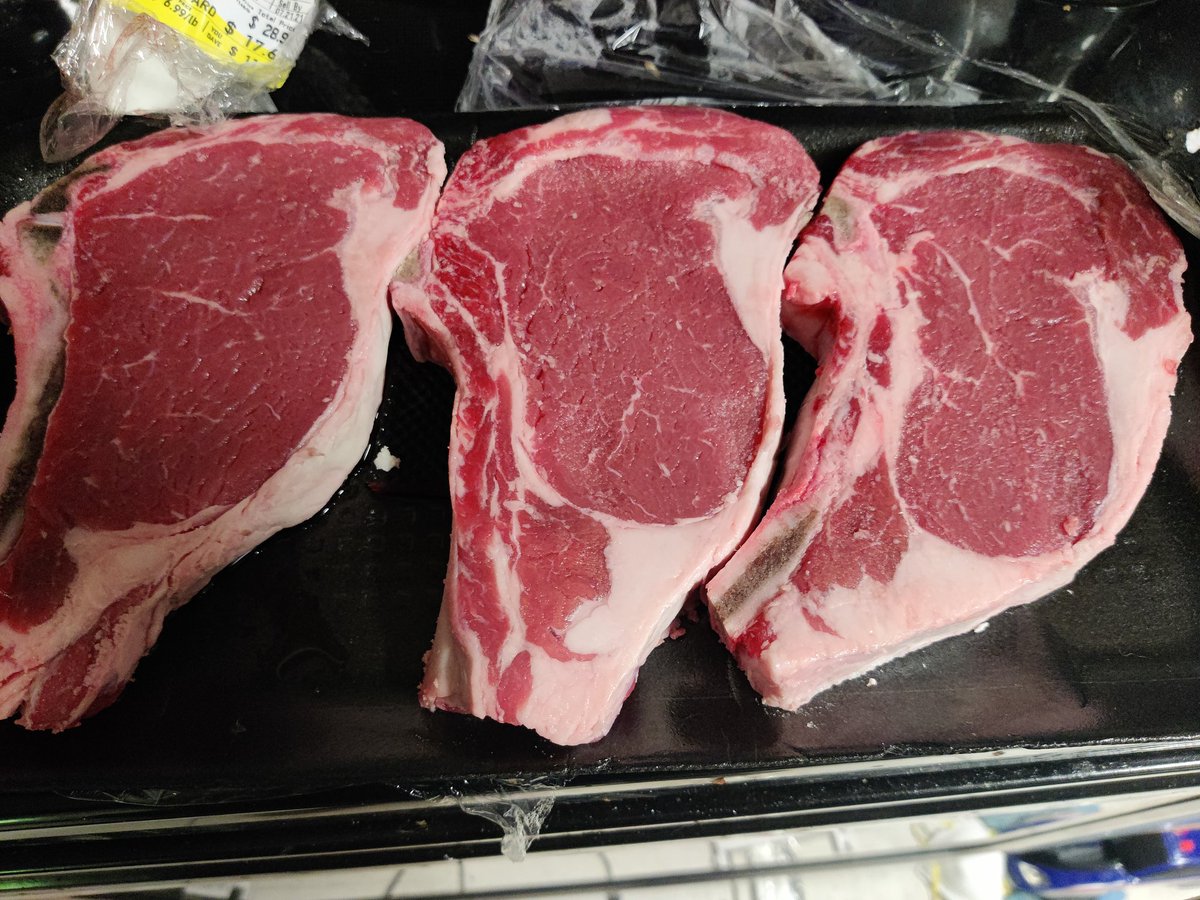 HammerSticks22's tweet photo. Time to get nasty #beeflife
#dadlife #GrillingandChilling https://t.co/LAR3EJHXvm