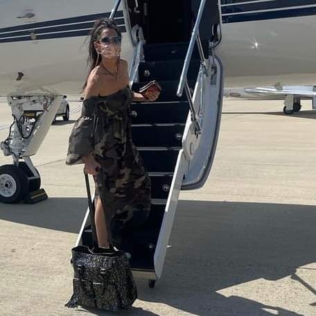 talaalamuddin's tweet photo. It’s not where you go, it’s whom you are with. ✈️💓🦋#talaalamuddin #TALA #TotallyTALA #TALAdom #RockYourRhythm #riserockrepeat https://t.co/PhU91CEiQ6