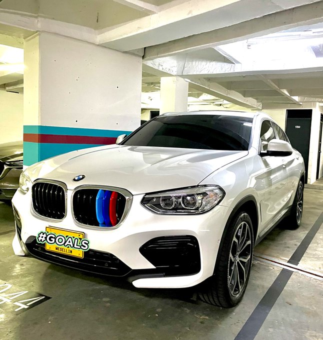 1 pic. The car vs the owner! Who wants to ride? And drive? ❤️ // https://t.co/inY4MDonBi https://t.c