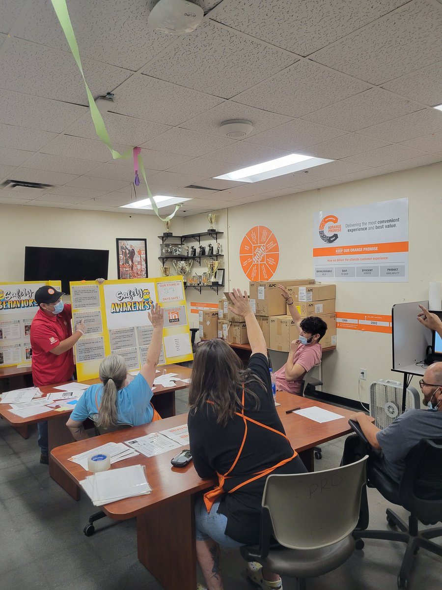 INFOCUS team member Erik starting off Safety Awareness presentation. All are INFOCUS ALL STARS. #INFOCUS #SafetyFirst #teamrancho #closetohome