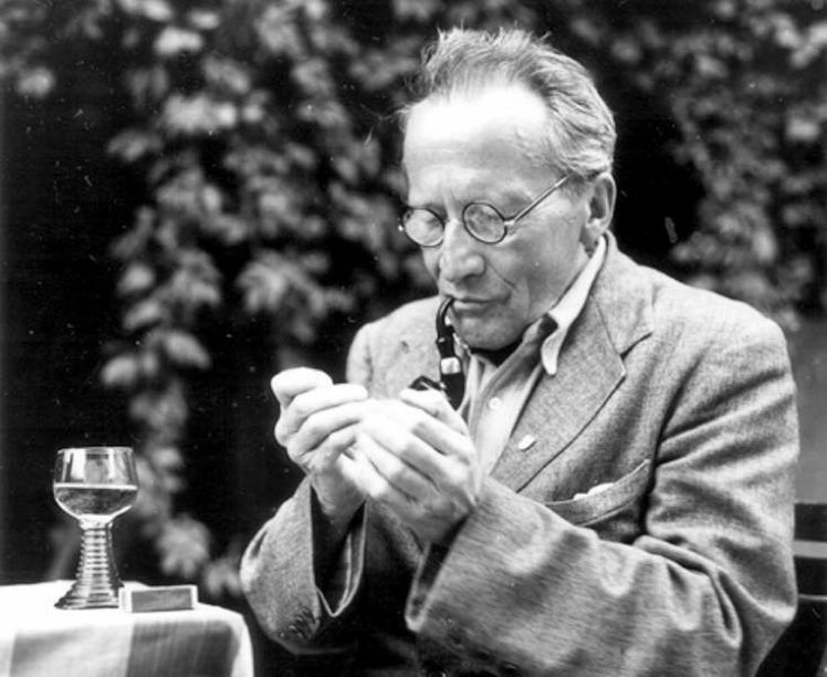 neurosocialself's tweet photo. ‘The task is not to see what has never been seen before, but to think what has never been thought before about what you see every day.’

Erwin Schrödinger
with thanks to @thePiggsBoson https://t.co/OLq76YahEX