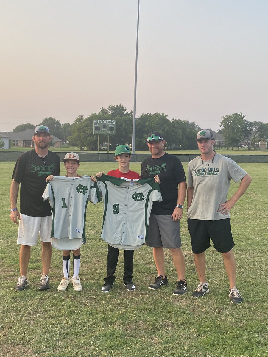 cmfoxbaseball's tweet photo. We had a great time today at our Youth Baseball Camp!! Our 2 Studs of the Day were Kolt Jennings (6th Grade) and Davis Wrubel (3rd Grade)!!! Looking forward to 2 more fun days this week! #BeAStud @FoxUnleash @lukealliso @KodiCrane https://t.co/7PpAPFc3l8