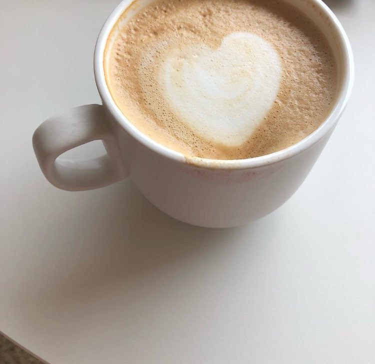 𝒎𝒐𝒐𝒅𝒆𝒍𝒊𝒄𝒂𝒕𝒆 tweet media