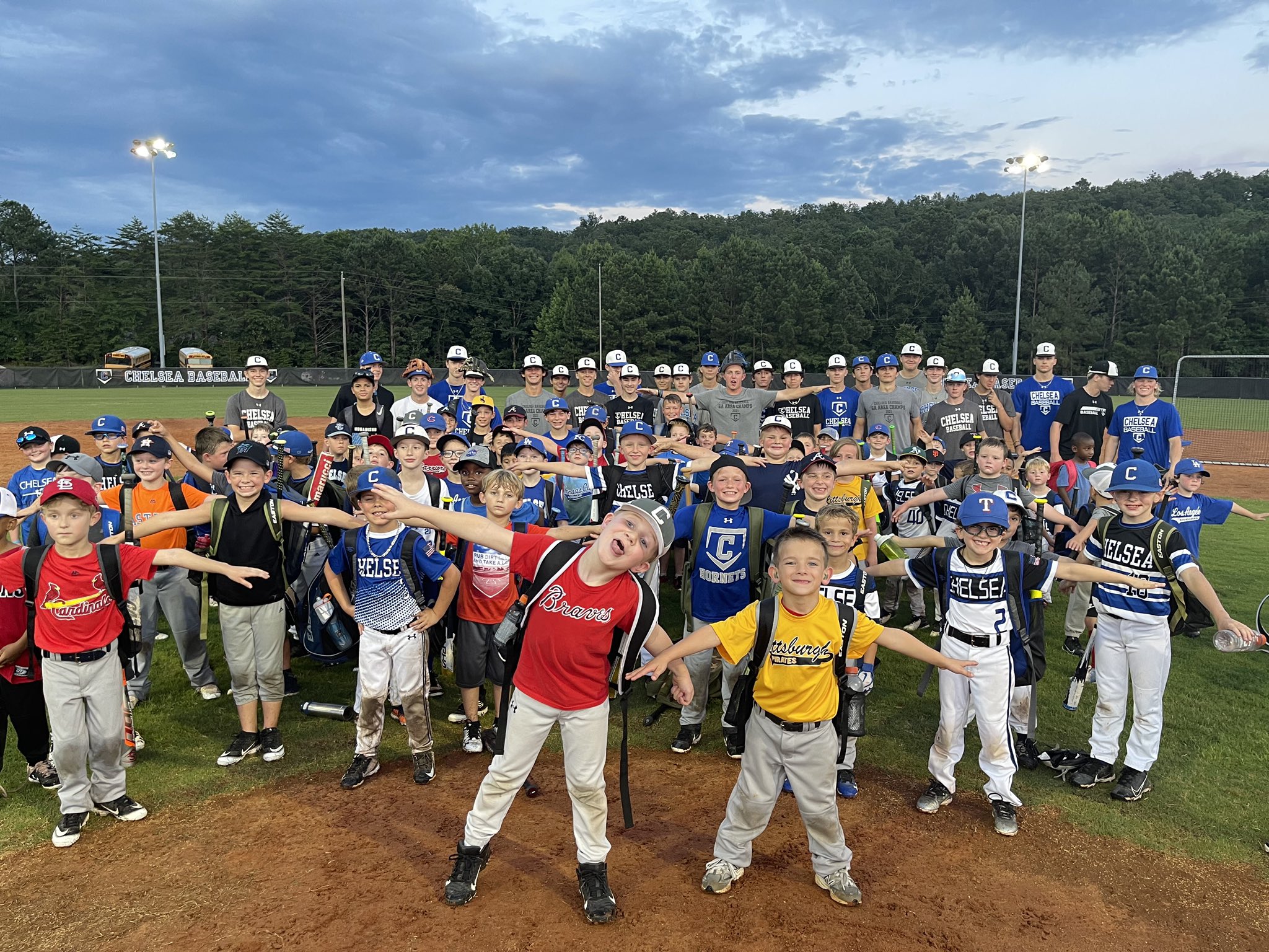 Chelsea Hornets Baseball on Twitter: "Thanks for all of the future Hornets  for coming out to our youth camp this evening! https://t.co/4BEEolJDtH" /  Twitter