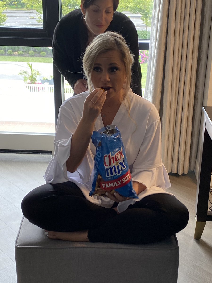 jforrrr's tweet photo. Getting wedding ready with @ChexMix 😂 https://t.co/PmGoCXGCYZ