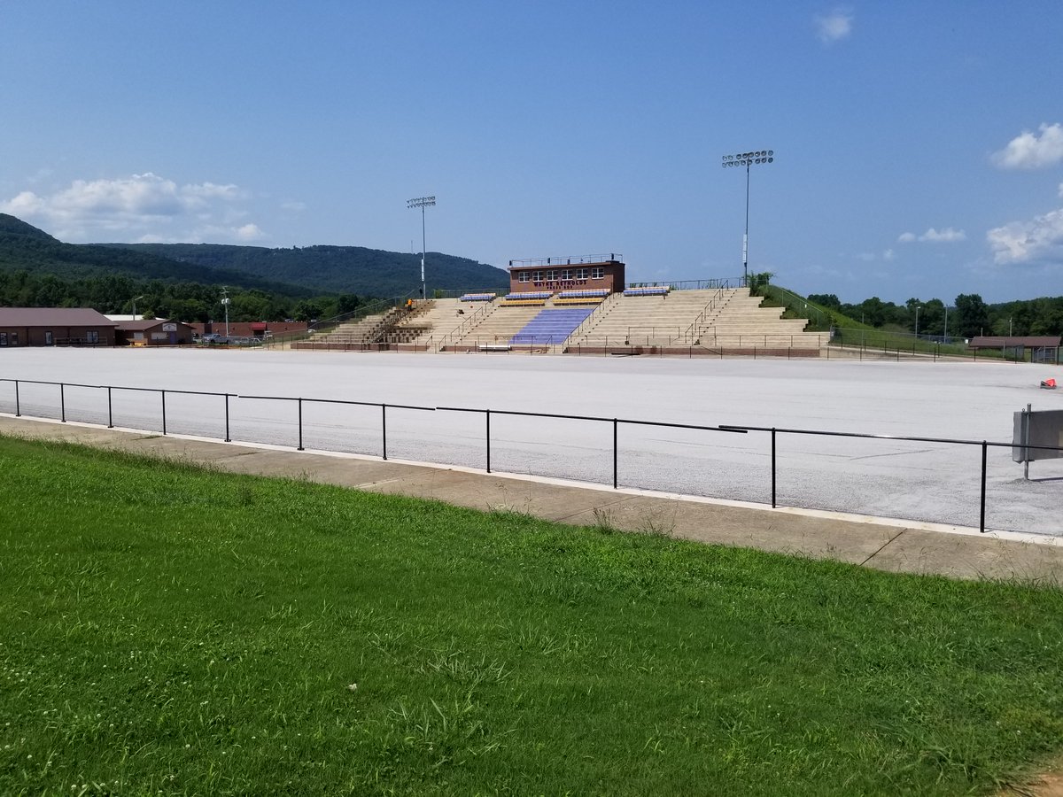 SCHSQBClub's tweet photo. ๐งField Construction Update๐ง
(Tuesday/Wednesday Update 7/20-7/21/21)
It's finally coming together!!! ๐
@SeqFootball
@RustyMcIntyre1
#Sequatchie
#ANewEra
#Turf
#TheFuturePlaysHere https://t.co/sLcYuv8QD0